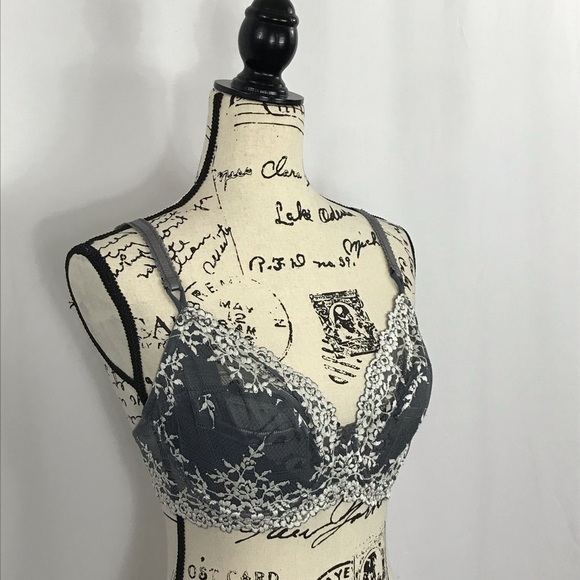 {Wacoal} Floral Unlined Pushup Bra - Picture 1 of 6